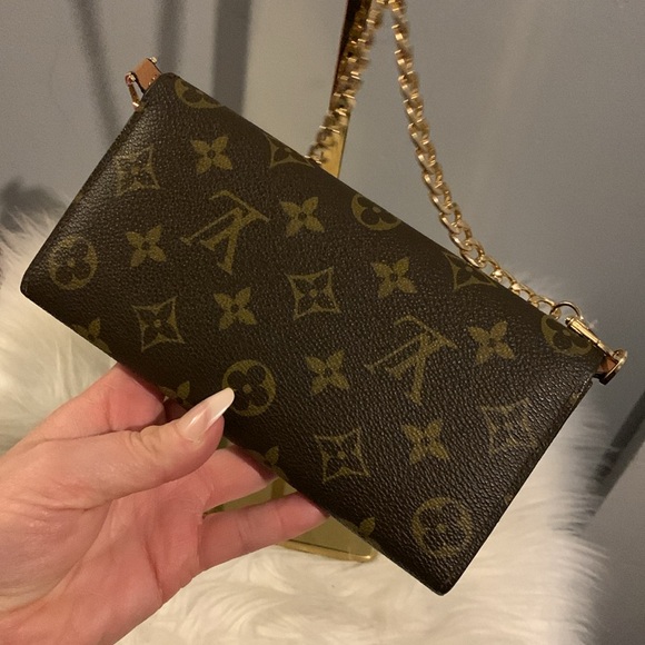 ❌SOLD❌2008 authentic Louis Vuitton Sarah wallet with free conversion kit - Picture 7 of 17